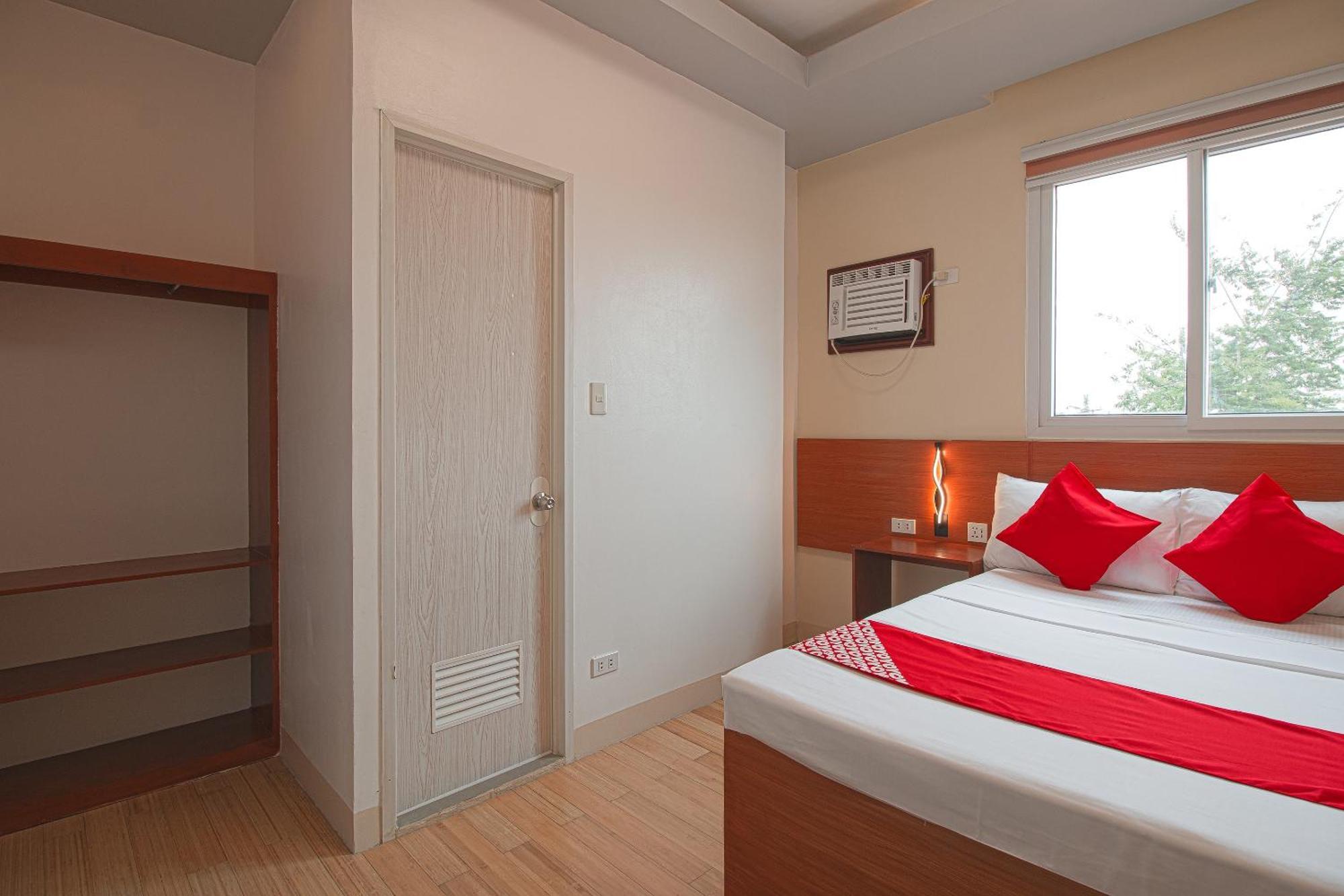 Oyo 685 K Fortune Apartelle Lapu-Lapu City Exterior foto